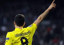 九游娱乐-Doinb焦点对战，莱万多夫斯基与80激战G2分钟，表现优异胜负难料！